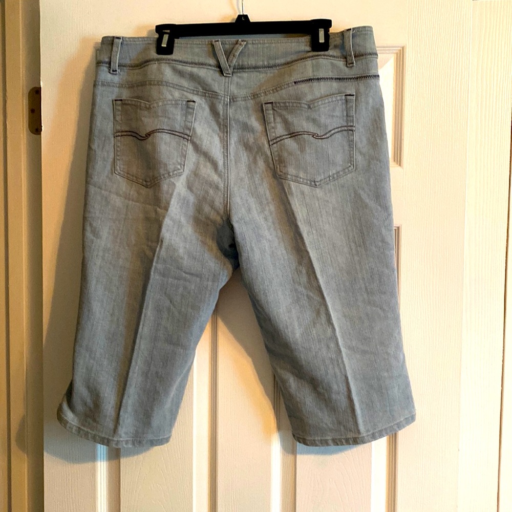 Capri jeans 👖
